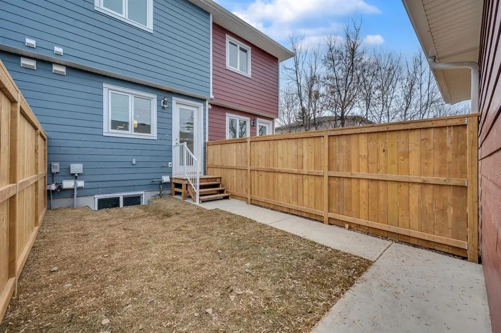 426 13 Avenue NE, #2