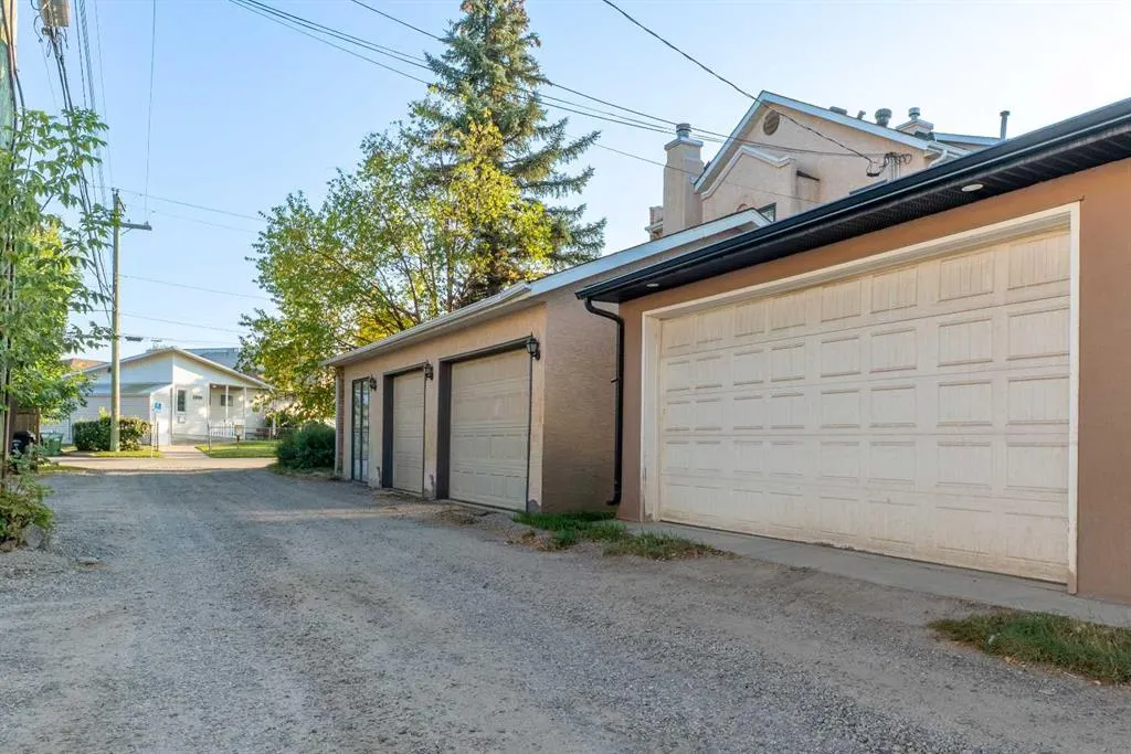 1936 26 Street SW, #1