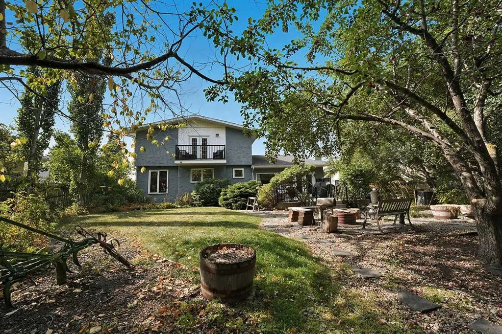 65 Pamely Avenue