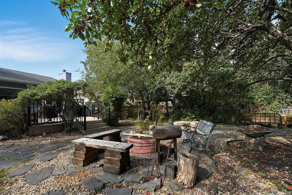 65 Pamely Avenue