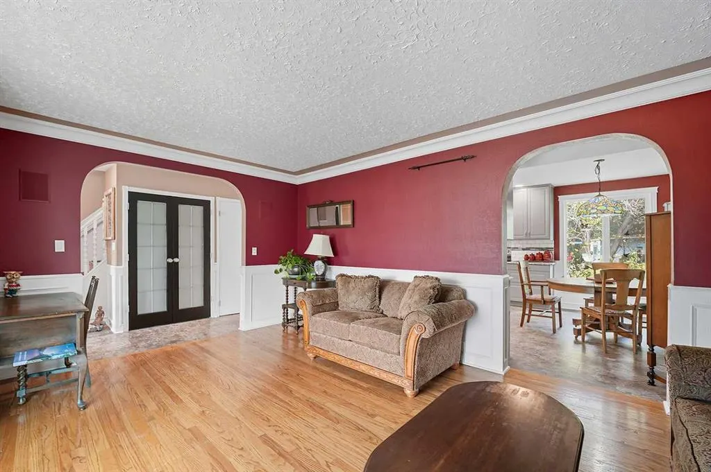 65 Pamely Avenue