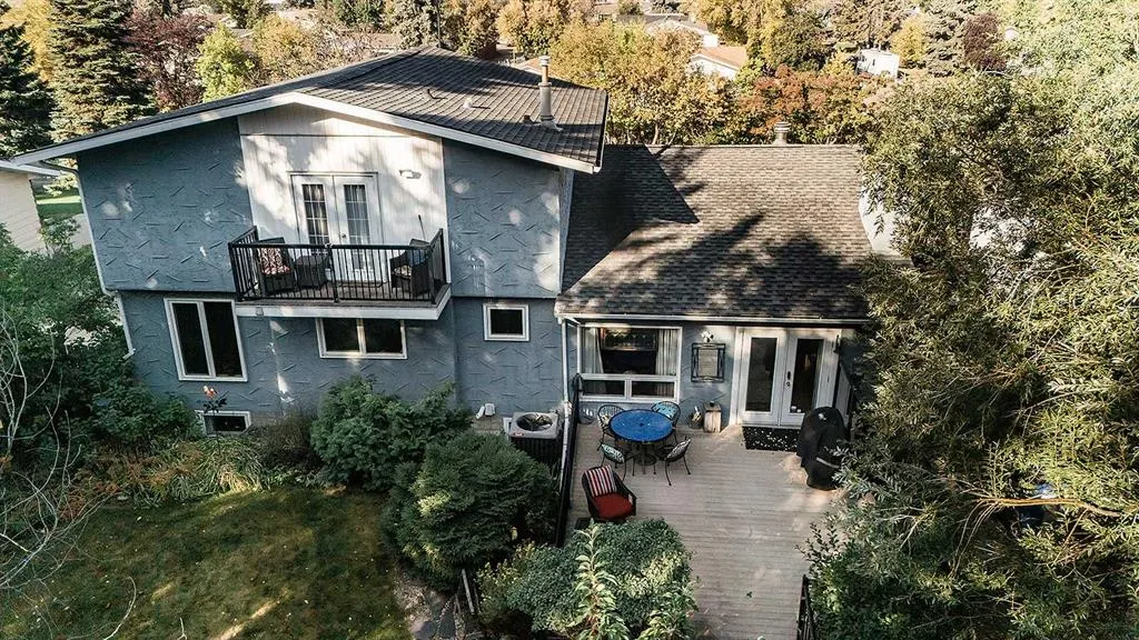 65 Pamely Avenue