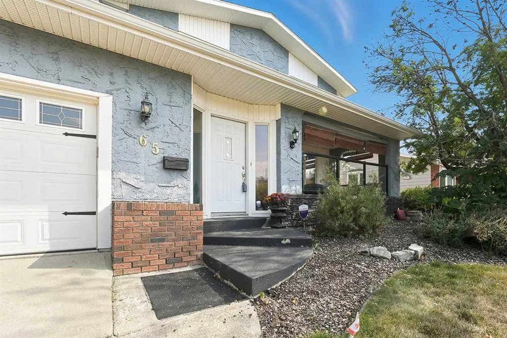 65 Pamely Avenue