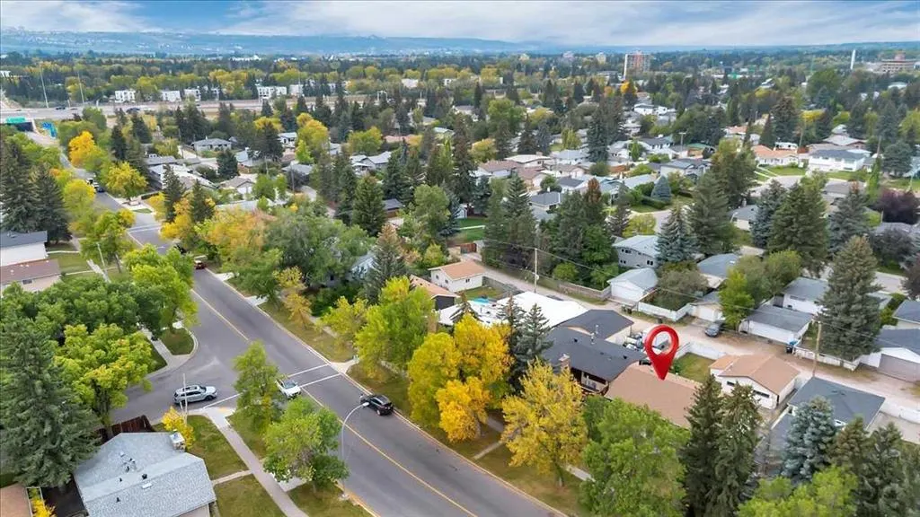 4307 Brisebois Drive NW