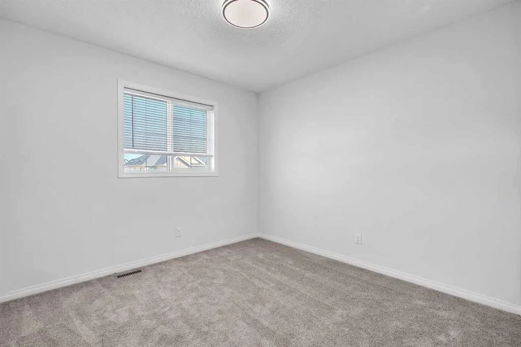176 Skyview Point Road NE