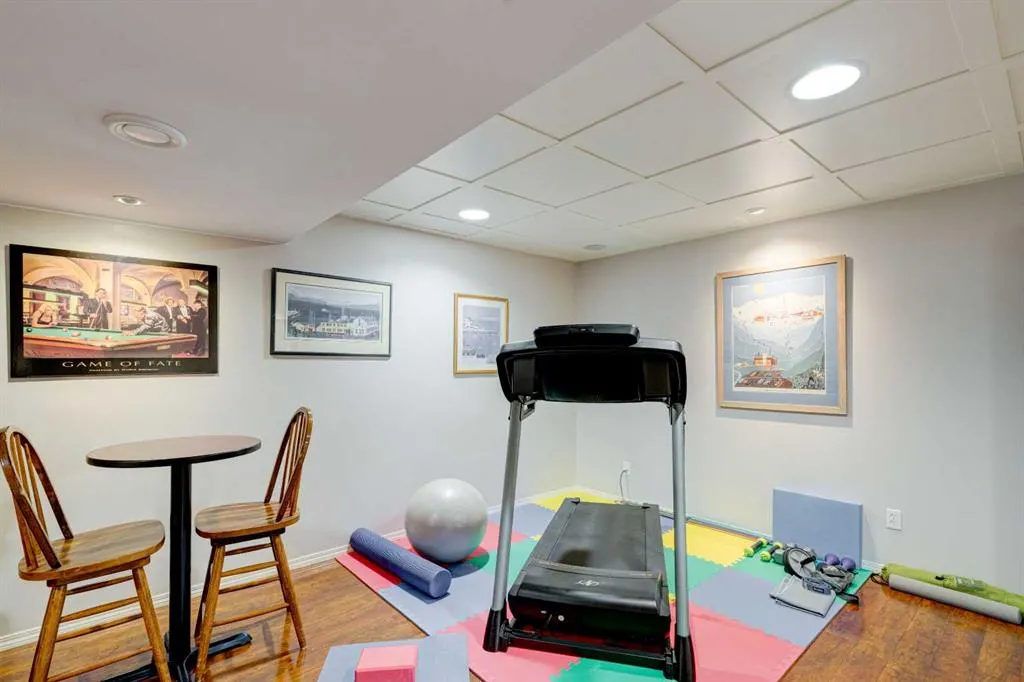 83 Mt Douglas Villas SE
