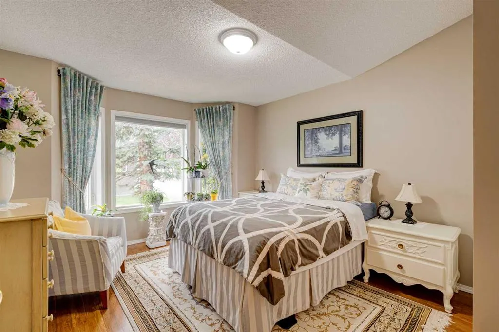 83 Mt Douglas Villas SE