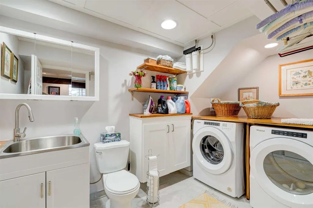 83 Mt Douglas Villas SE