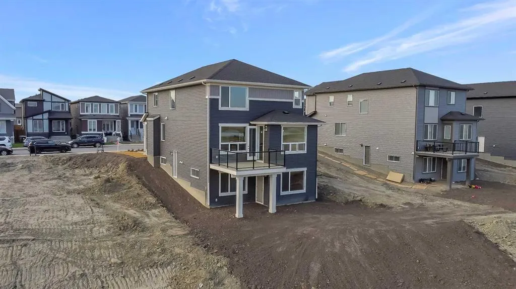 100 Corner Glen Manor NE