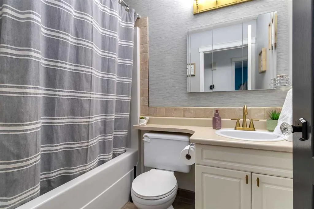 120 Brebeuf Crescent