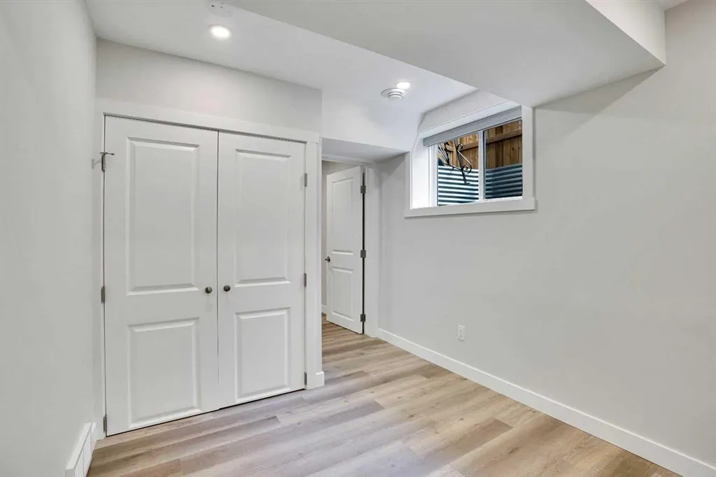 88 Westwood Drive SW
