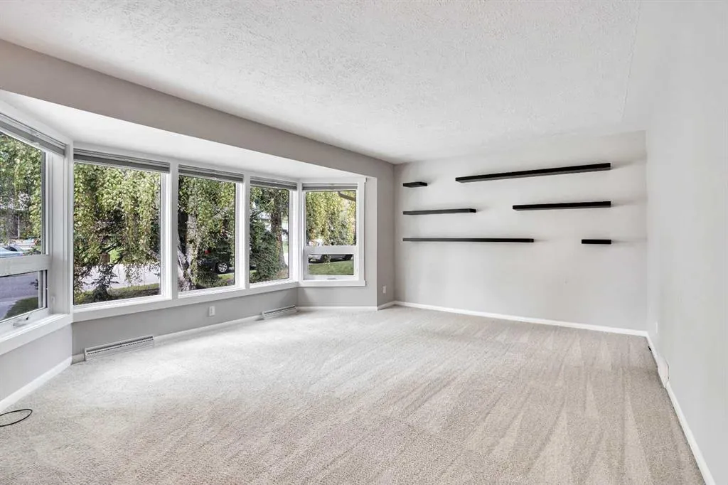88 Westwood Drive SW