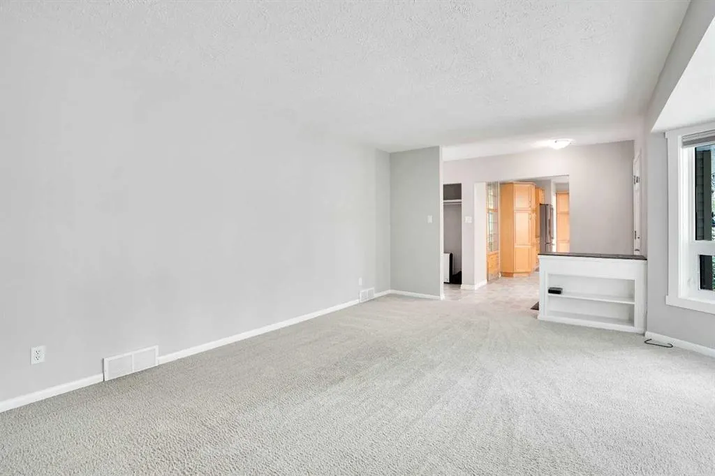 88 Westwood Drive SW