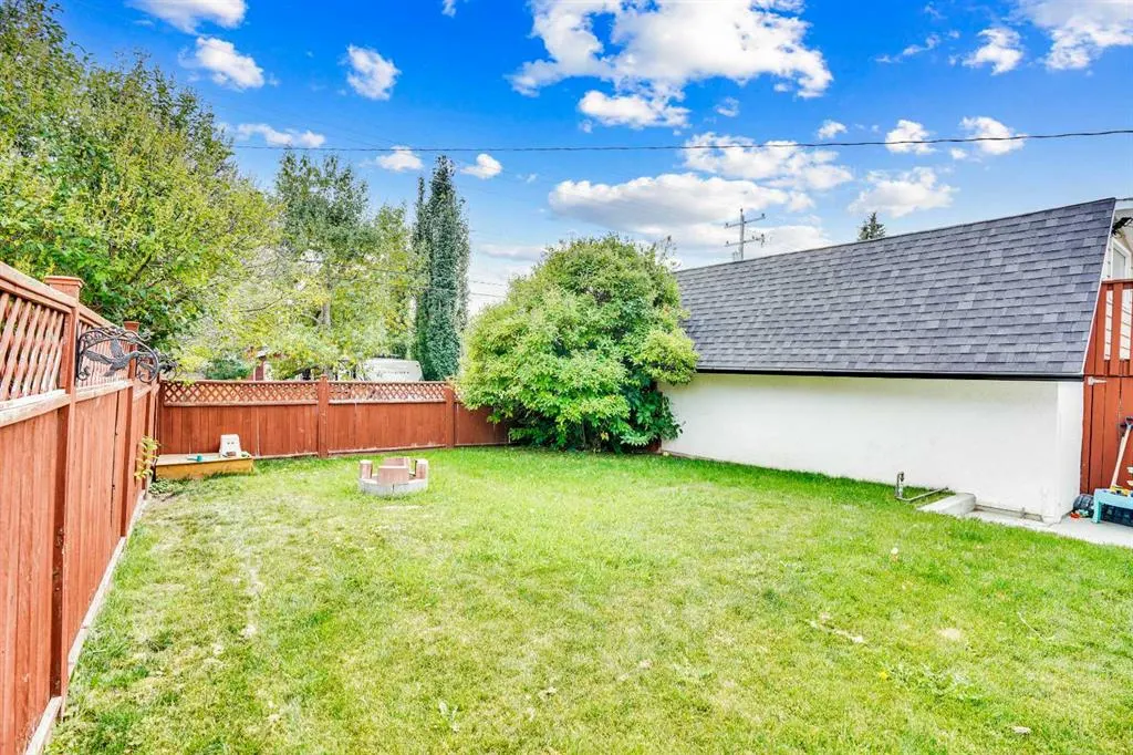 88 Westwood Drive SW