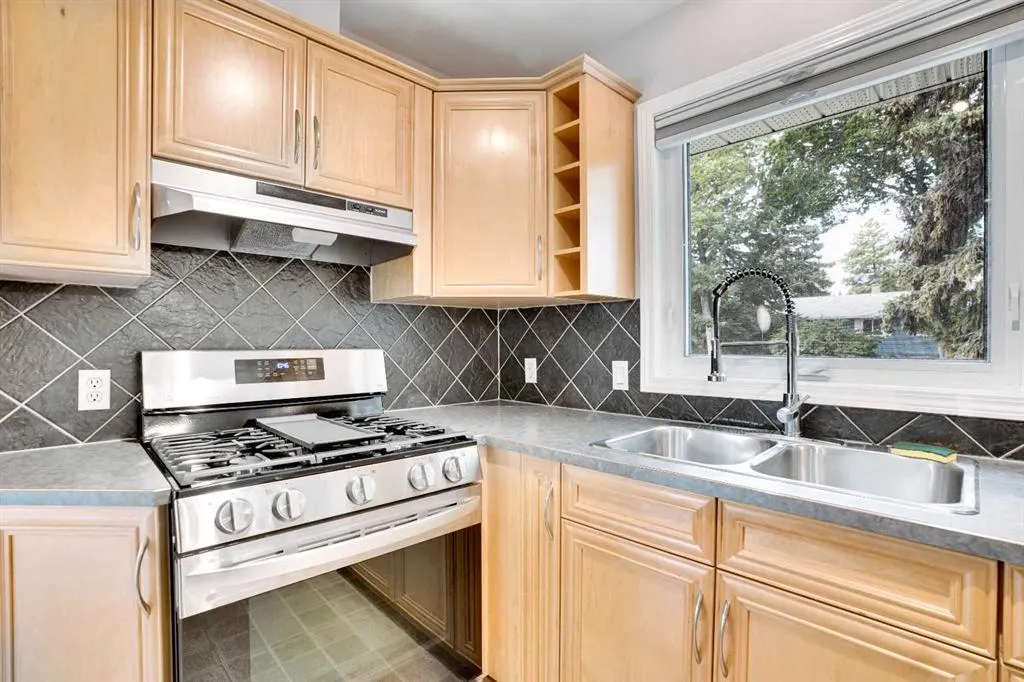 88 Westwood Drive SW