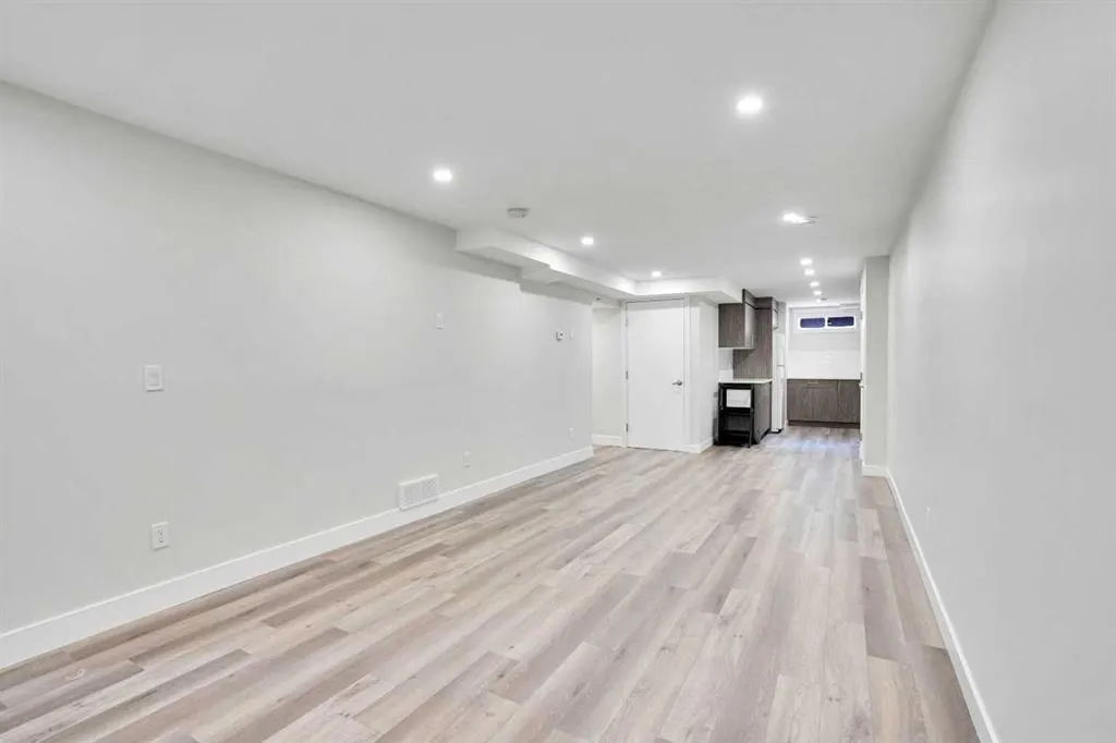88 Westwood Drive SW