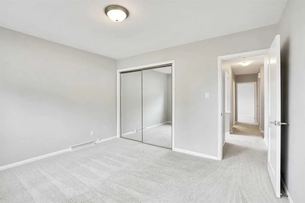 88 Westwood Drive SW