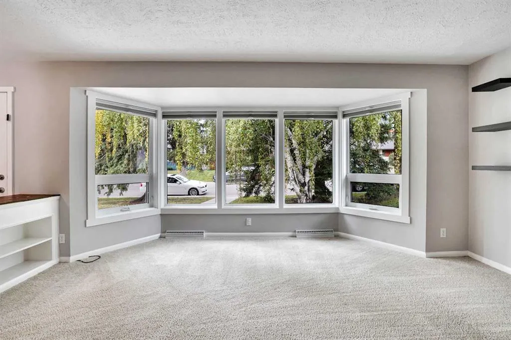 88 Westwood Drive SW
