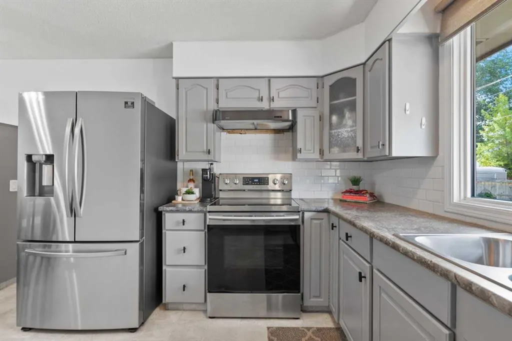 12031 Candiac Road SW