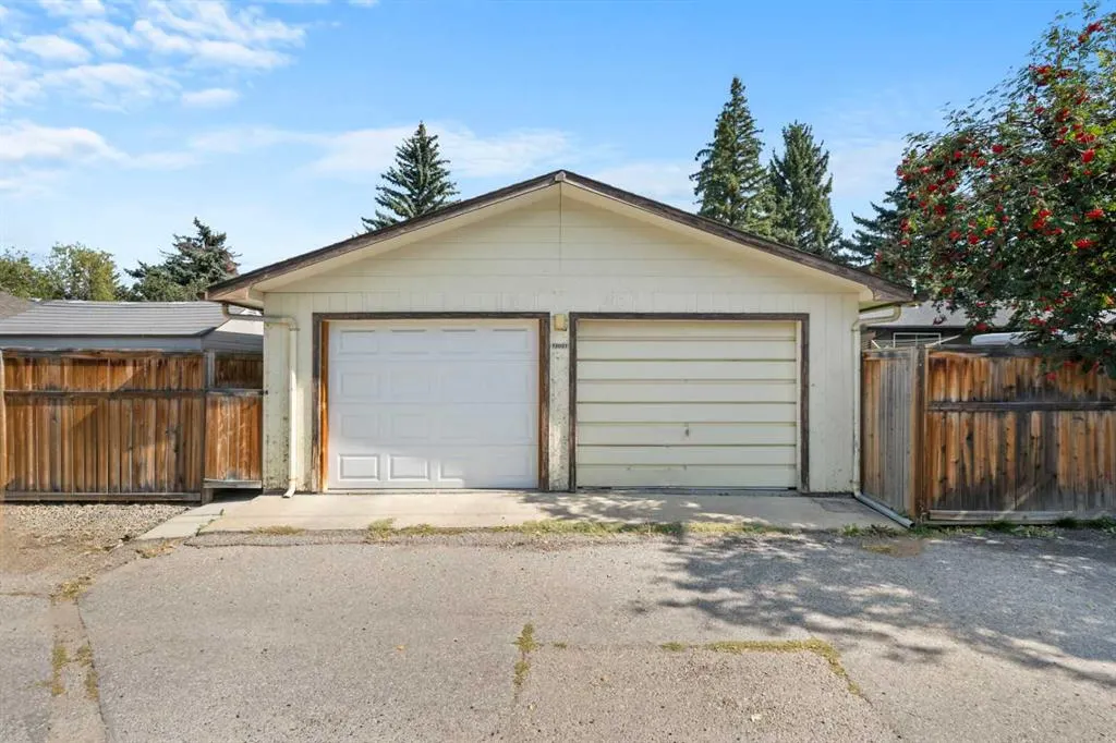 12031 Candiac Road SW