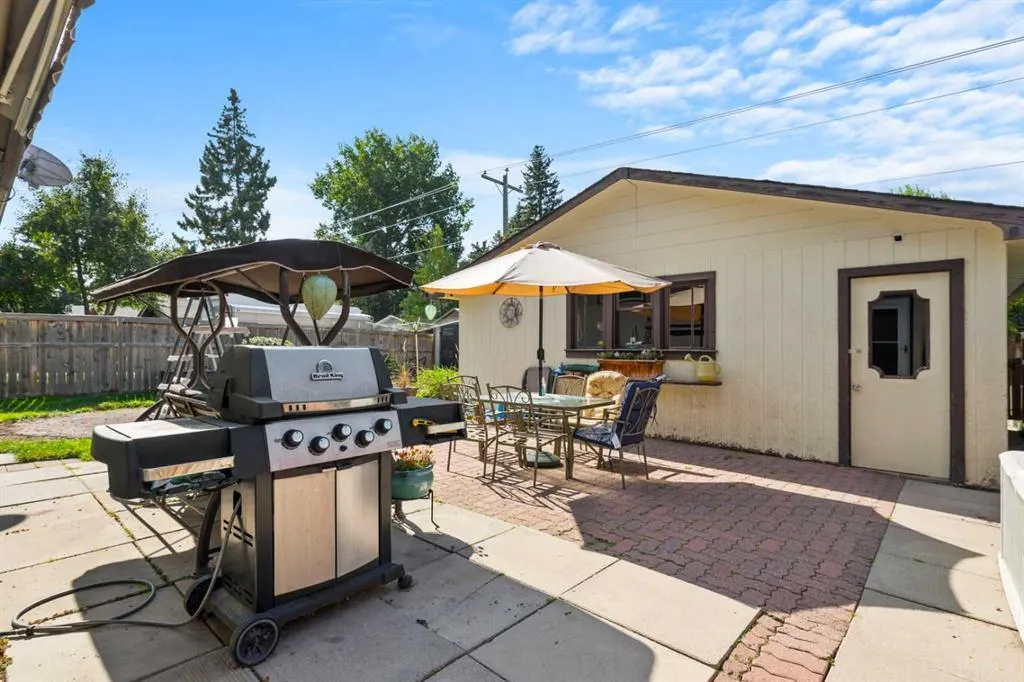 12031 Candiac Road SW