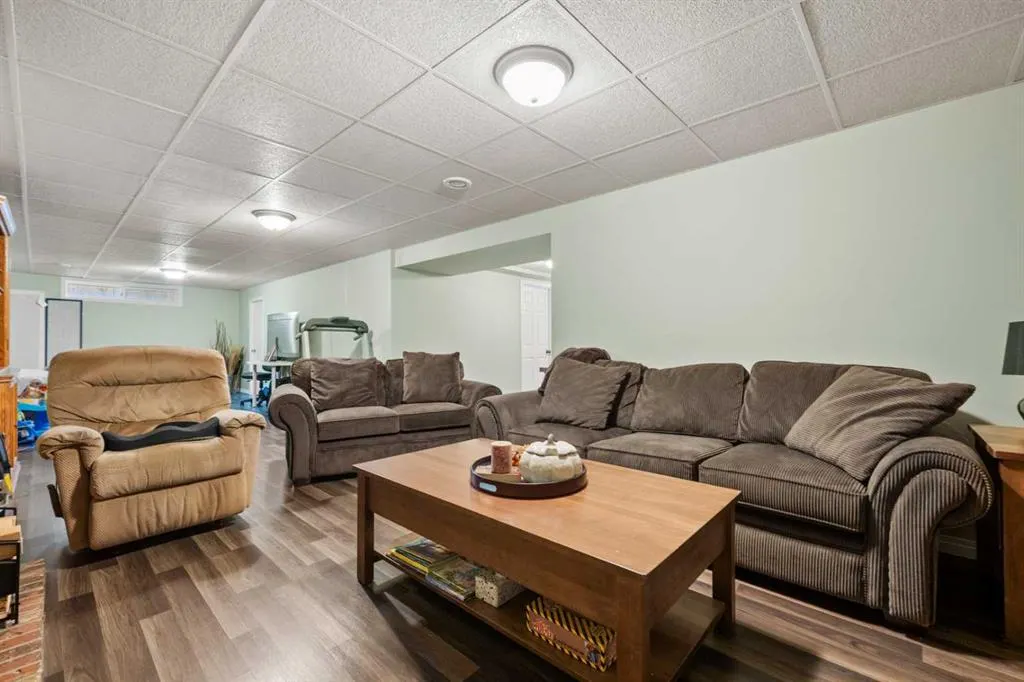12031 Candiac Road SW