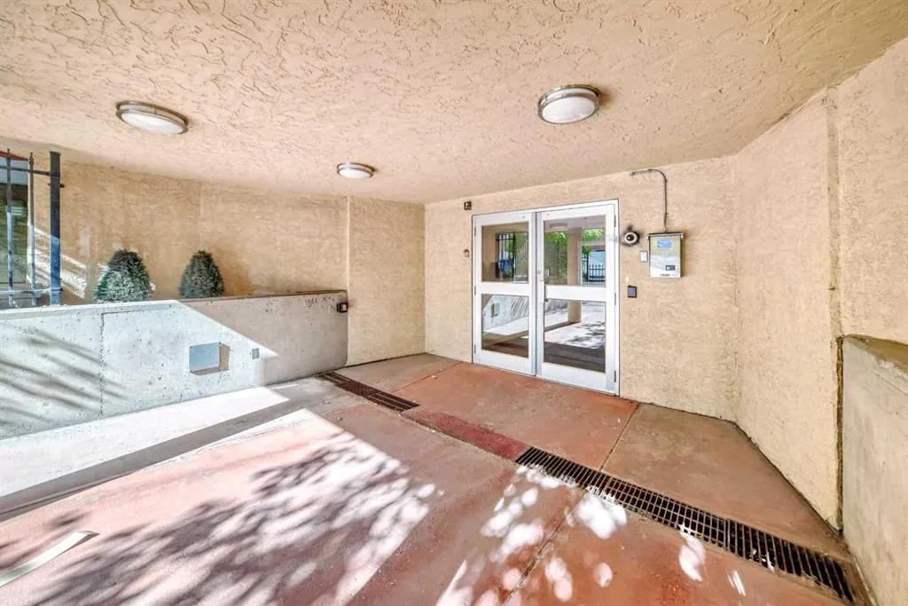 1410 2 Street SW, #111