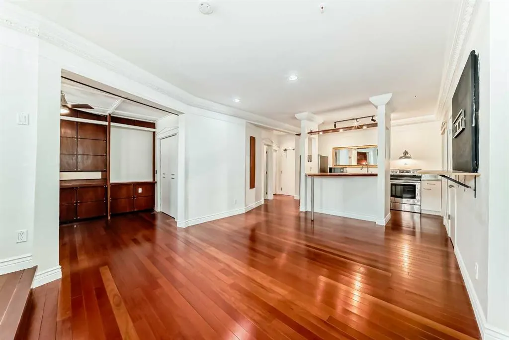 1410 2 Street SW, #111