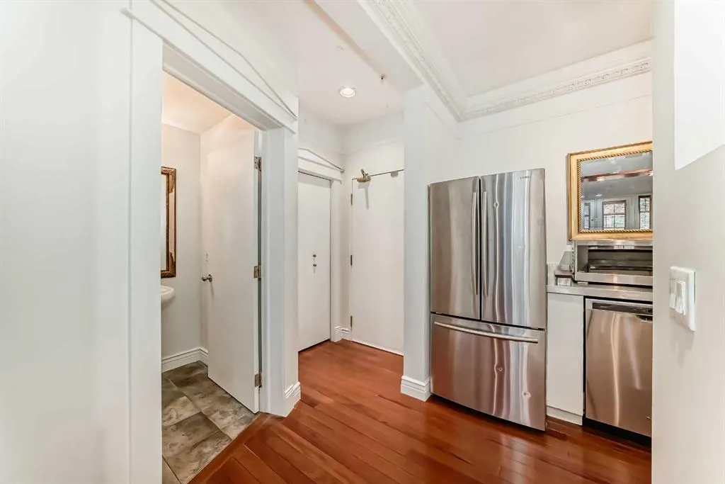 1410 2 Street SW, #111