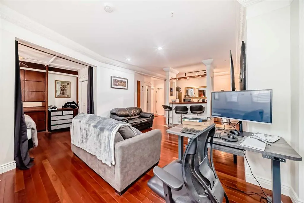 1410 2 Street SW, #111