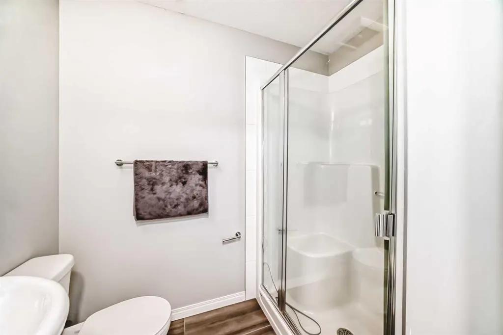 280 Williamstown Close NW, #706