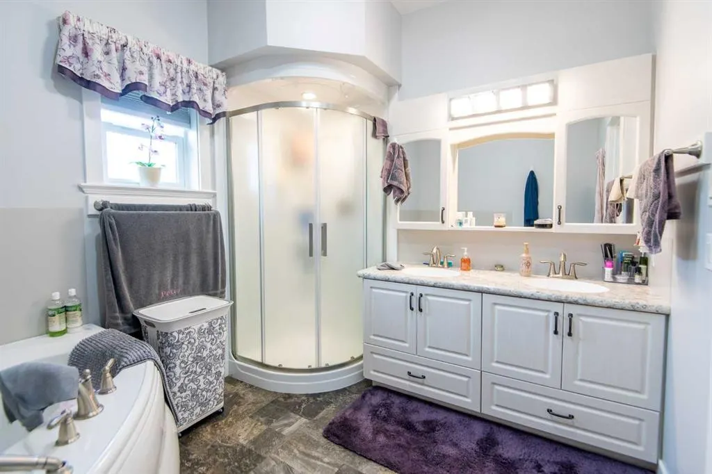 114 Greenwood Bend