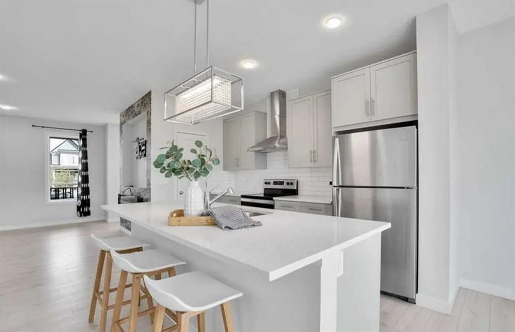 143 HIGHVIEW Gate SE