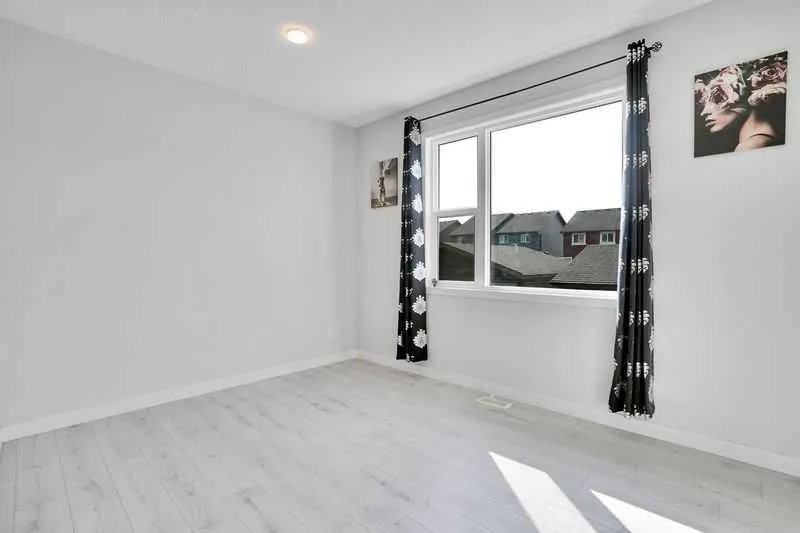 143 HIGHVIEW Gate SE