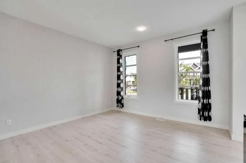 143 HIGHVIEW Gate SE