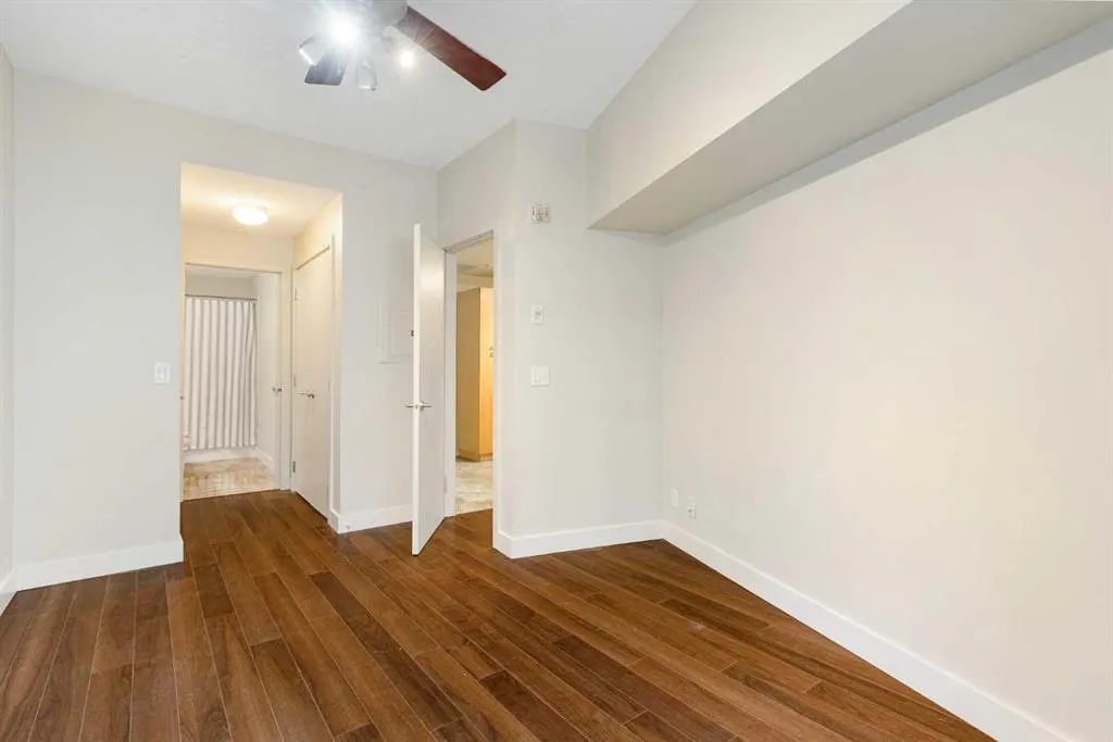 315 24 Avenue SW, #111