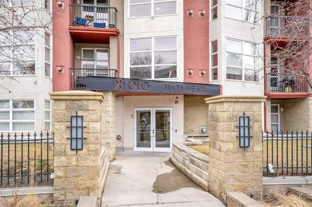 315 24 Avenue SW, #111