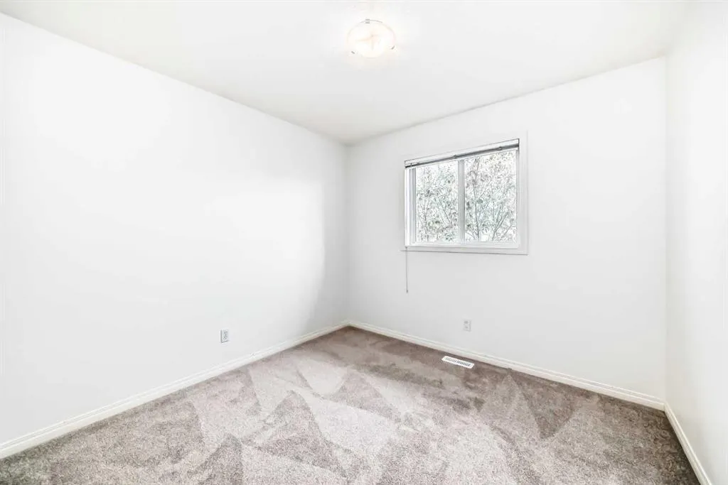 112 Sagewood Grove SW