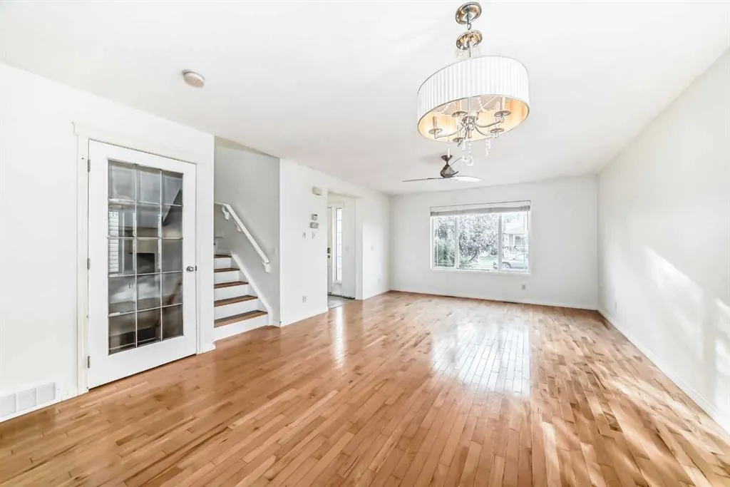 112 Sagewood Grove SW