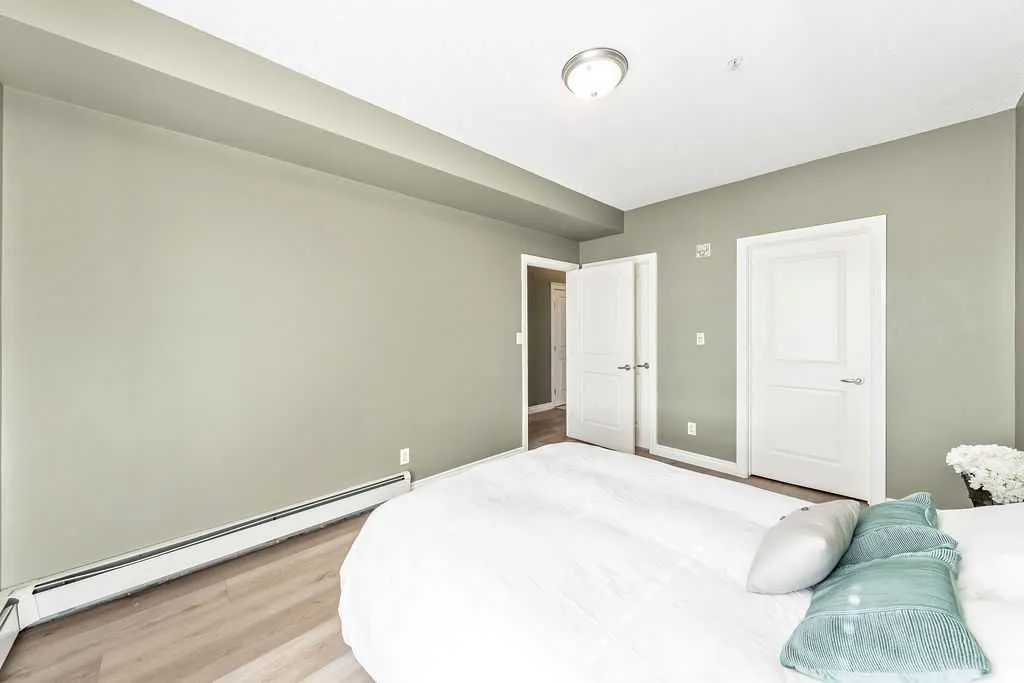 532 5 Avenue NE, #105