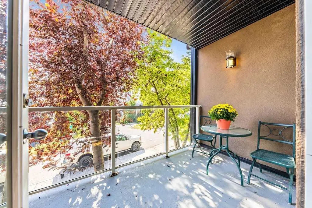 532 5 Avenue NE, #105