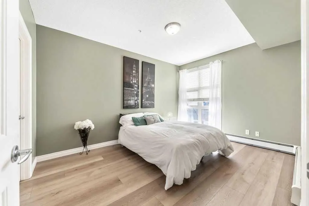 532 5 Avenue NE, #105