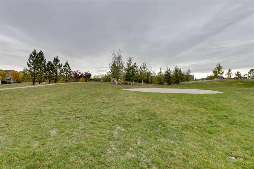1209 Coopers Drive SW