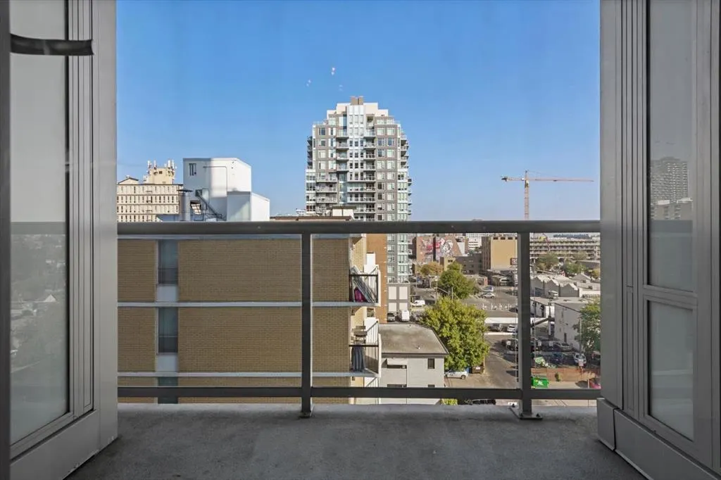 1500 7 Street SW, #701