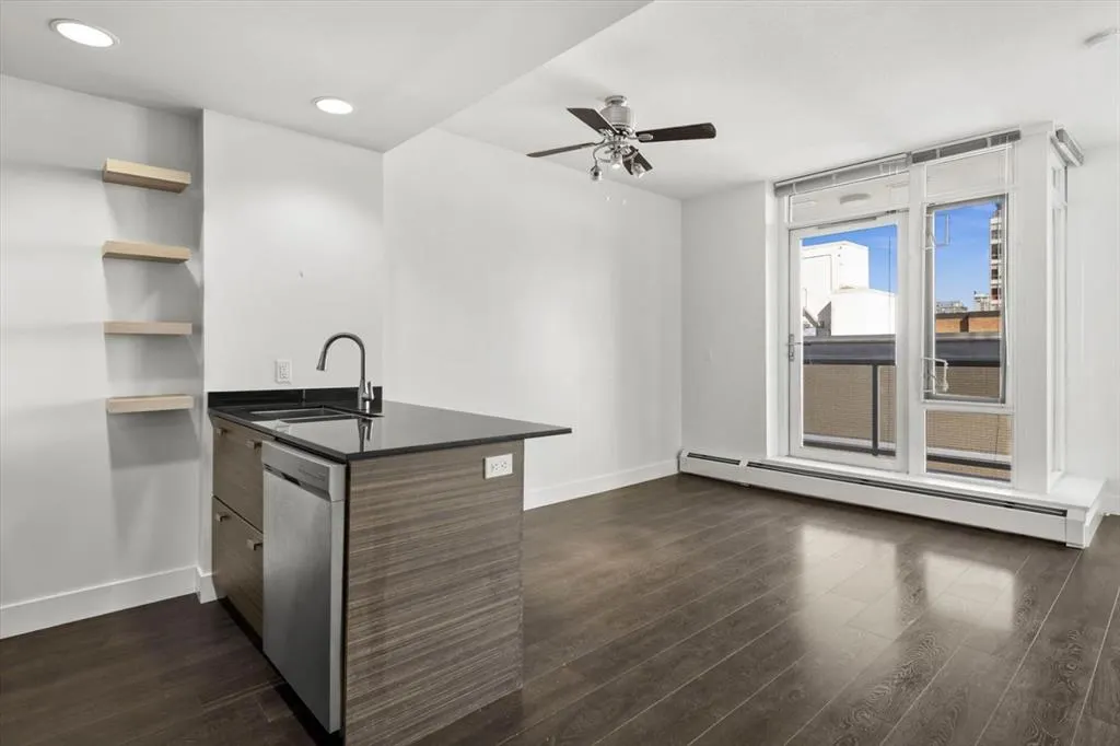 1500 7 Street SW, #701