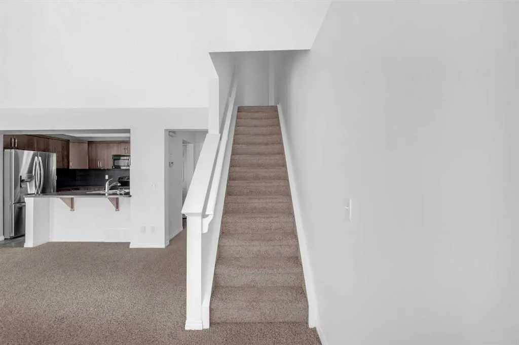 304 Windstone Gardens SW