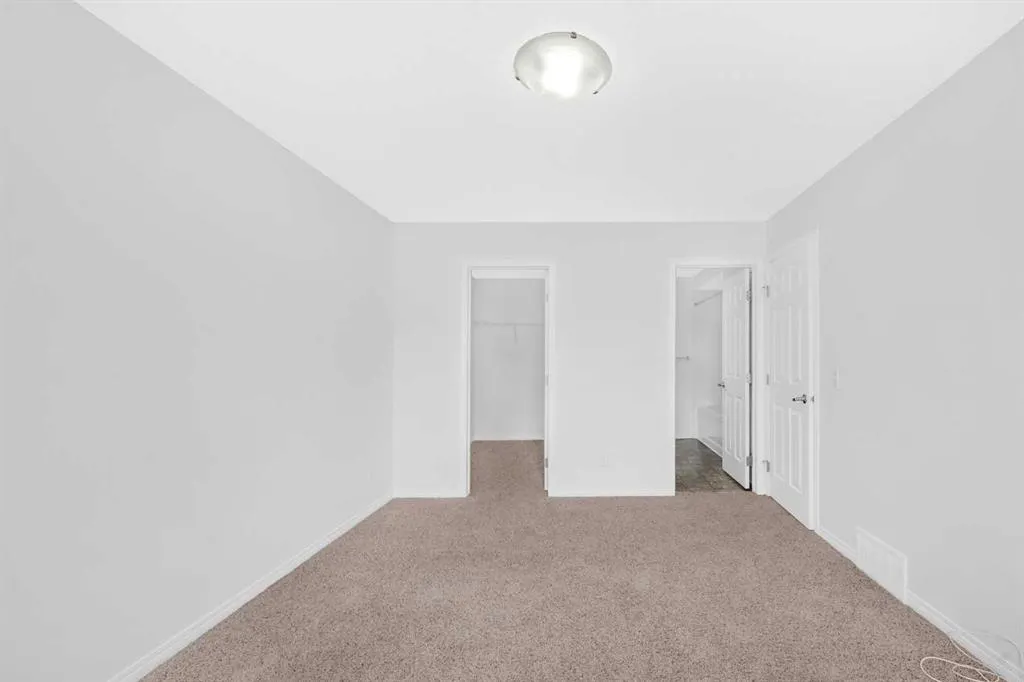 304 Windstone Gardens SW