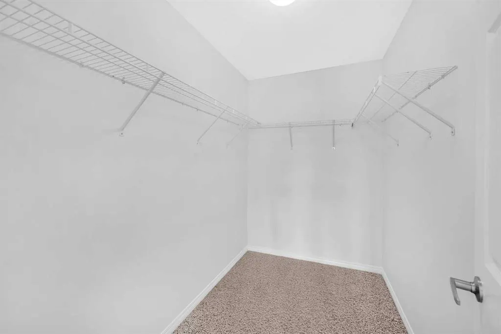 304 Windstone Gardens SW