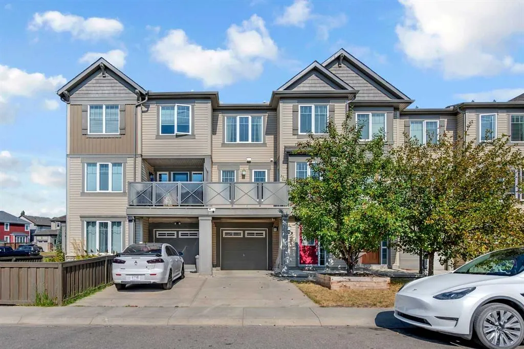 304 Windstone Gardens SW