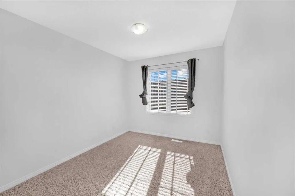 304 Windstone Gardens SW